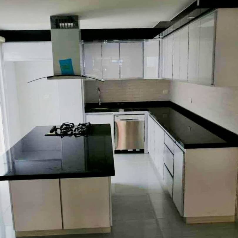 Cocina Campestre para Casa de Campo Chinauta en Chinauta - EL PRIMO Carpintería