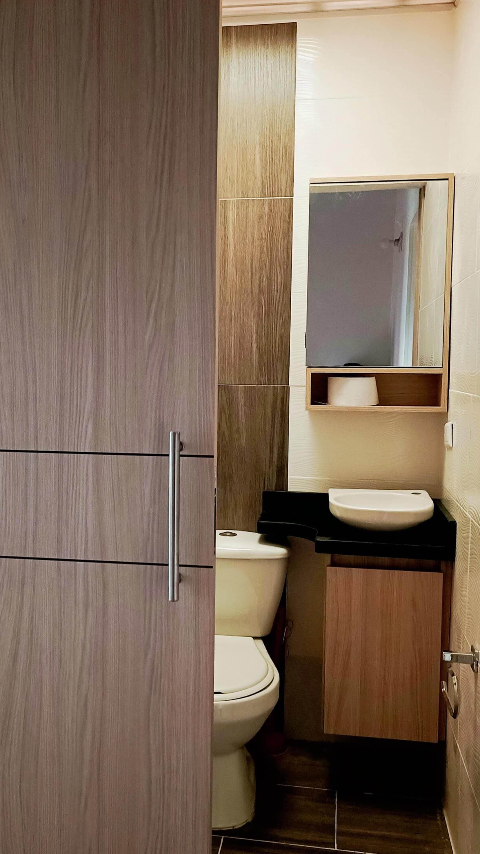 Puerta de Alcoba de Diseño Moderno Melamínico en Girardot - EL PRIMO Carpintería