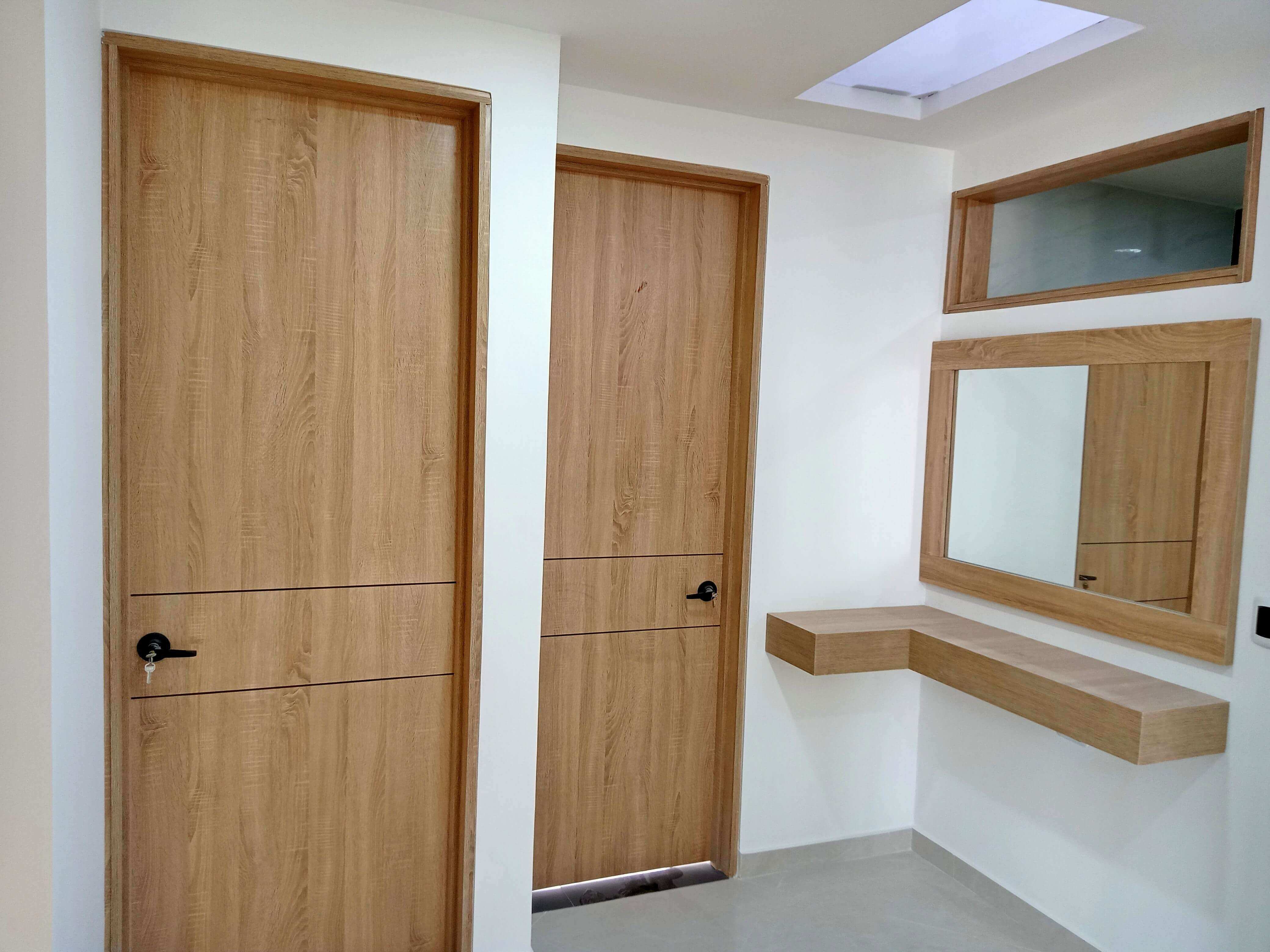 Puertas Corredizas de Closet Integradas a la Pared en Girardot - EL PRIMO Carpintería